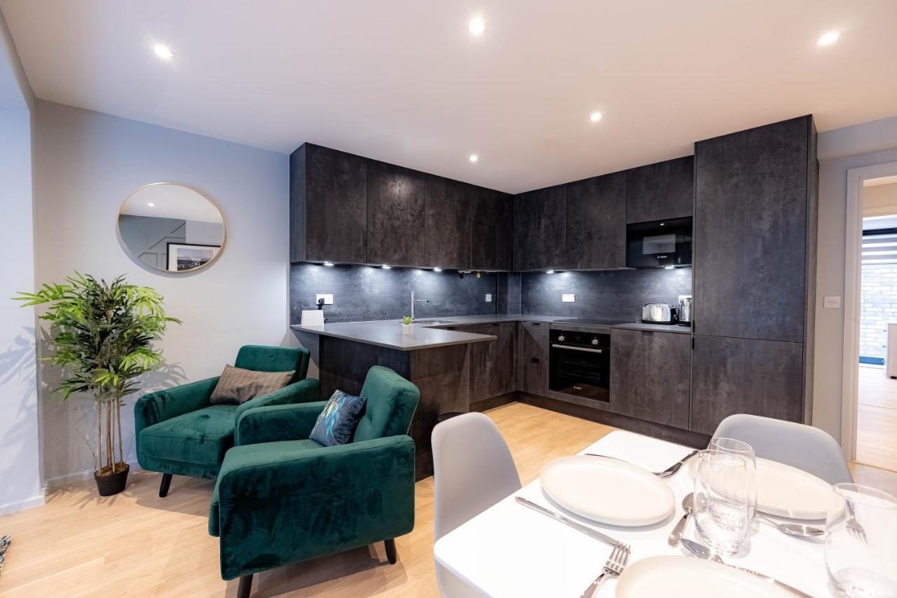 Luxurious Apartments Hackney Near Train Station London Eksteriør billede