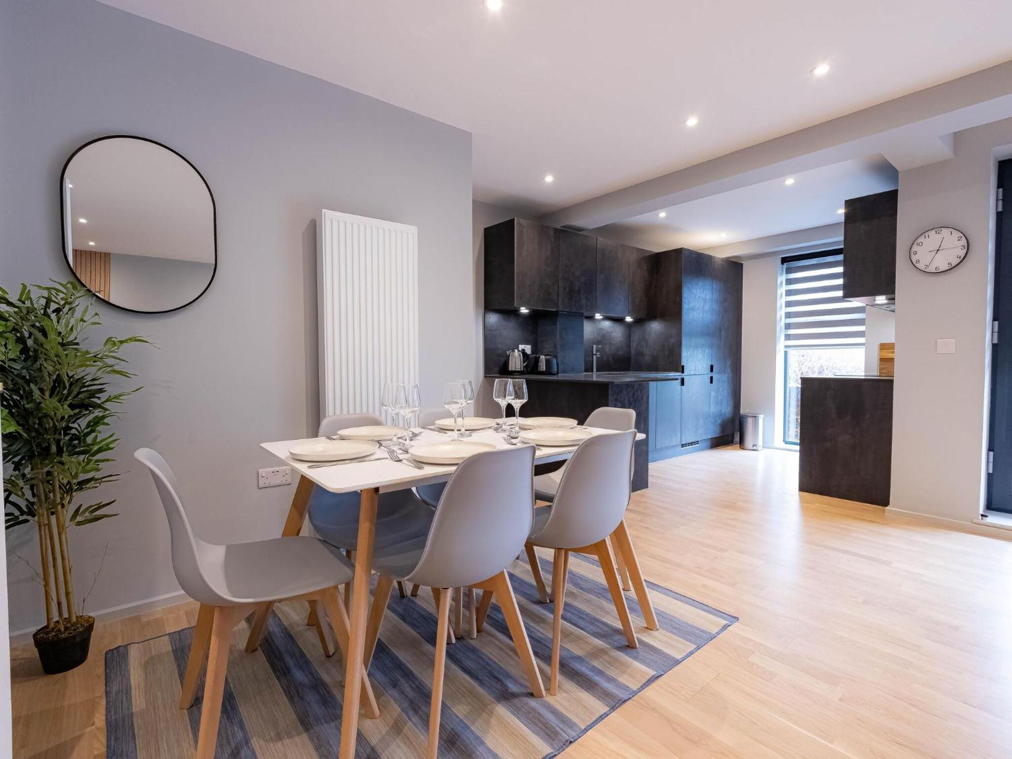 Luxurious Apartments Hackney Near Train Station London Eksteriør billede